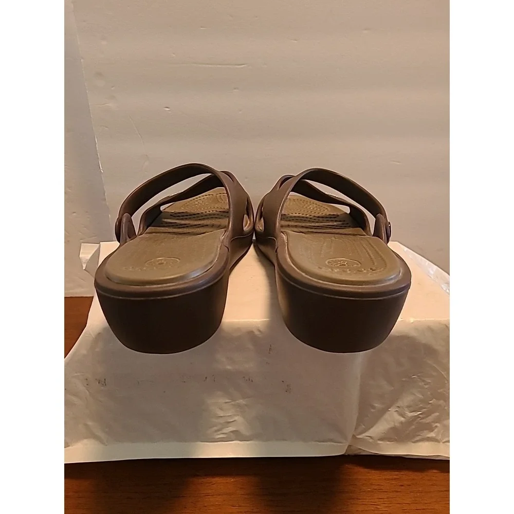 Crocs Womens Swiftwater Brown Slip‎ On Rubber Flats Size W10 Strappy Sandals